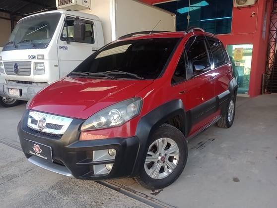 FIAT IDEA 1.8 MPI ADVENTURE 16V FLEX 4P MANUAL FIAT IDEA 1.8 MPI ADVENTURE 16V FLEX 4P MANUAL